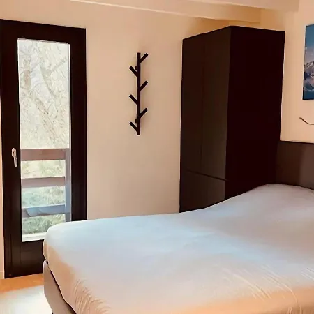 בית נופש Superb In Bannio With Garden *